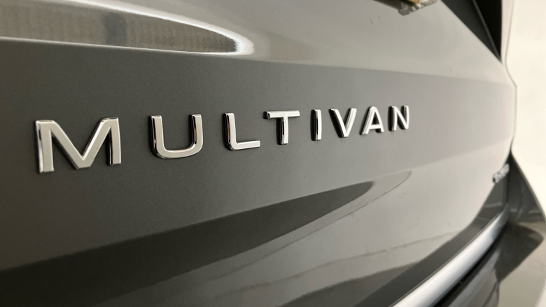 Volkswagen Multivan 1.4 TSI eHybrid Style 5dr LWB DSG Estate